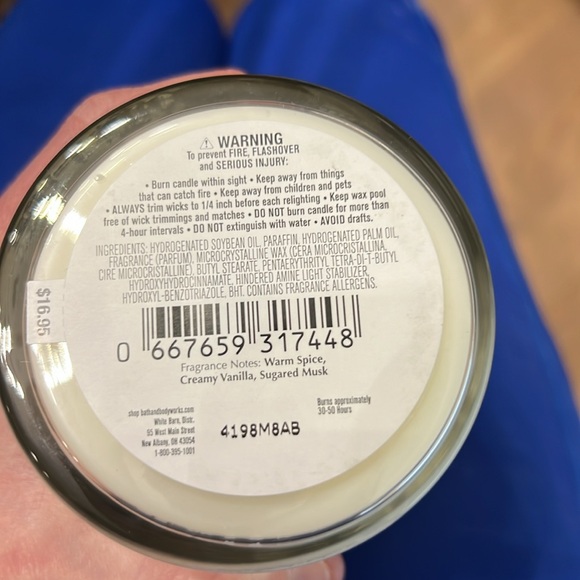 NWT Bath & Body Works/ White Barn SUGARED SNICKERDOODLE 8 oz Candle - Picture 3 of 3